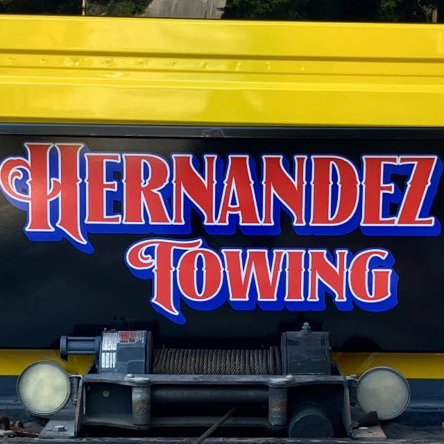 Images Hernandez Towing Service LLC