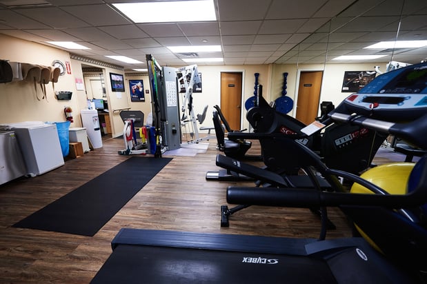 Images MOTION Sports Medicine - Huntington