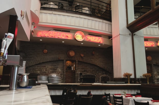 Images Angelo's Pizza