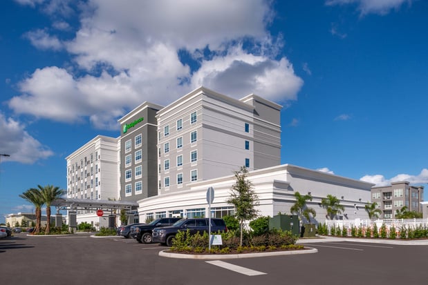 Images Holiday Inn & Suites Orlando I-Drive - Theme Parks by IHG