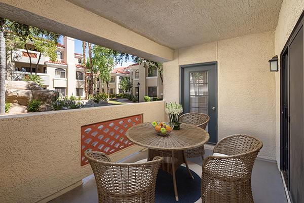 Camden San Paloma Apartments Photo