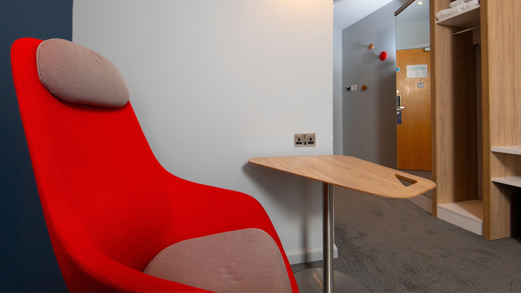 Images Holiday Inn Express Burton Upon Trent by IHG