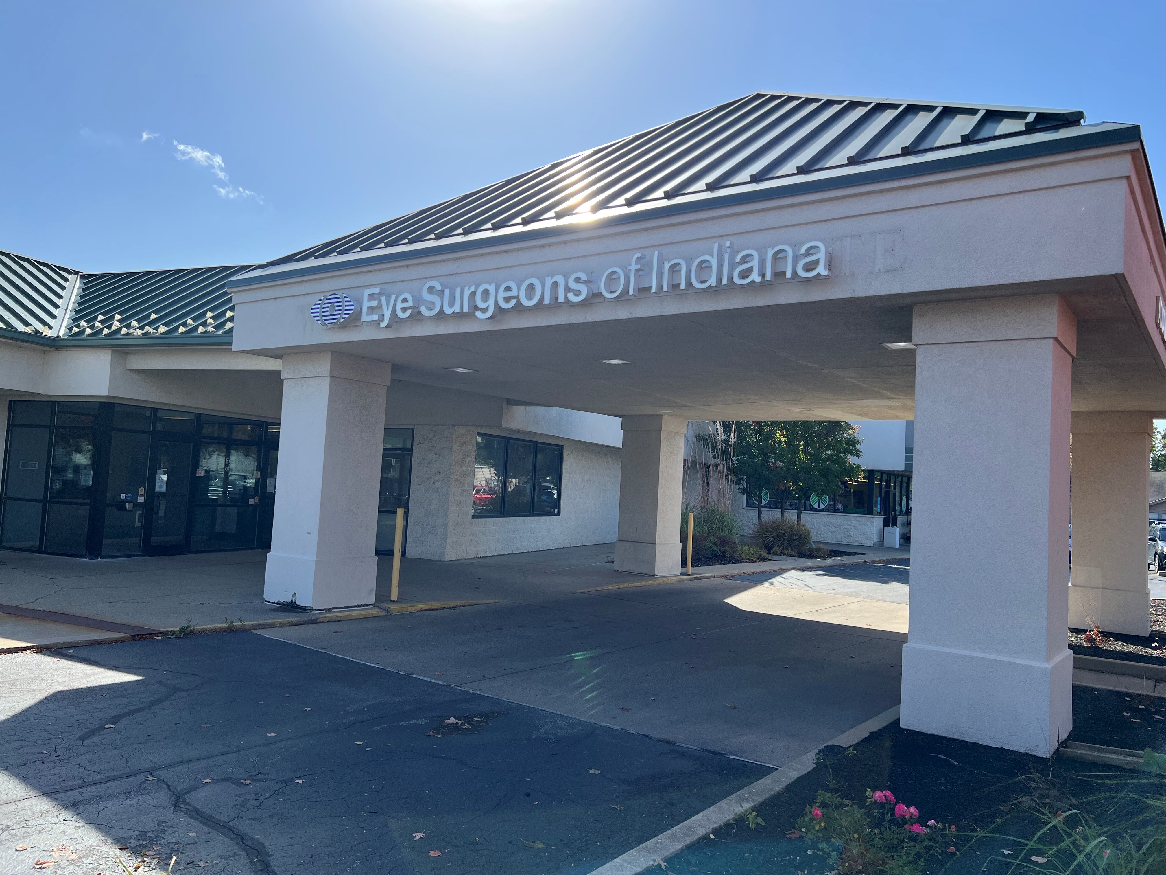 Image 2 | Eye Surgeons of Indiana