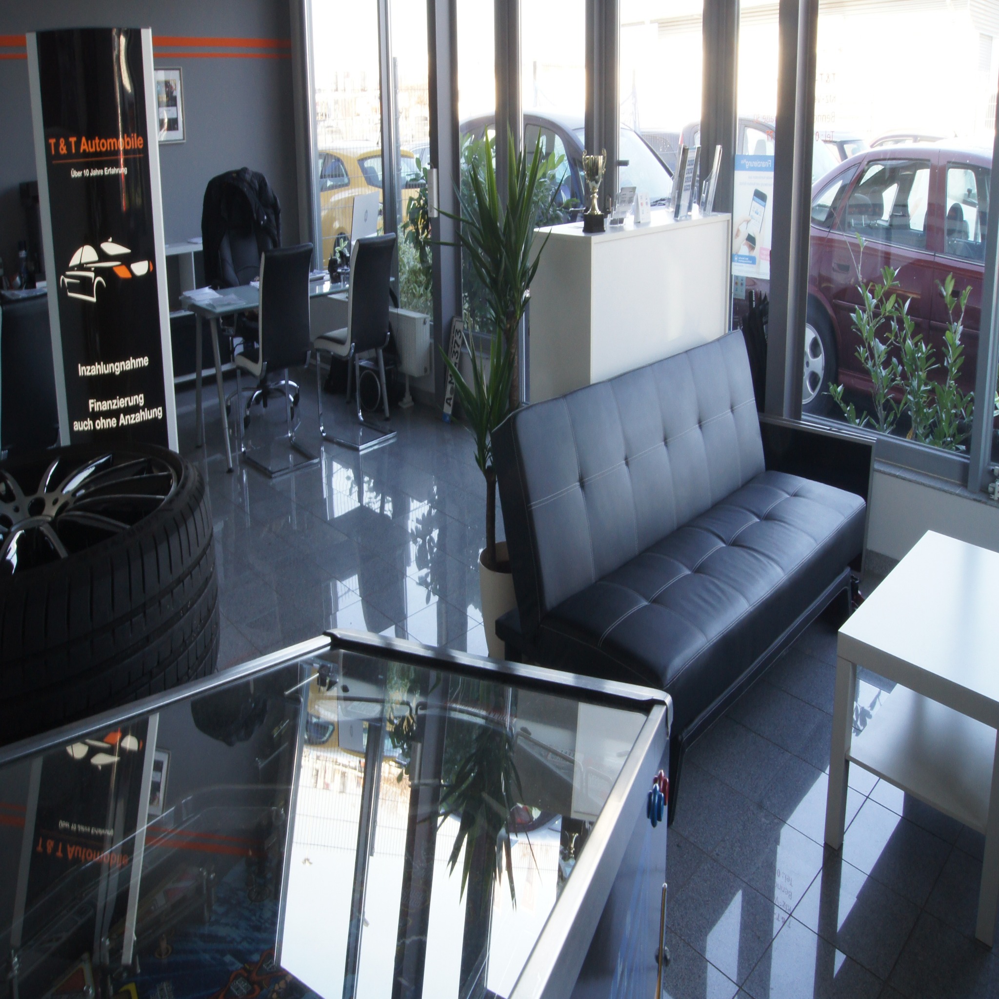 T & T Automobile, Benno-Strauß-Straße 30 in Fürth