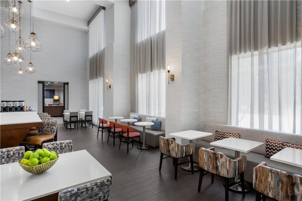 Images Hampton Inn & Suites Dallas-Arlington North-Entertainment District