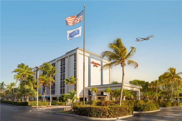 Images Hampton Inn Miami-Airport West