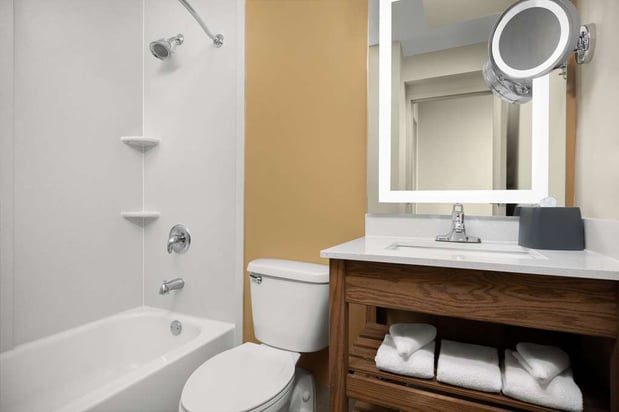 Images DoubleTree by Hilton Greensboro Airport