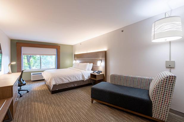 Images Holiday Inn Express & Suites Arlington North – Stadium Area by IHG