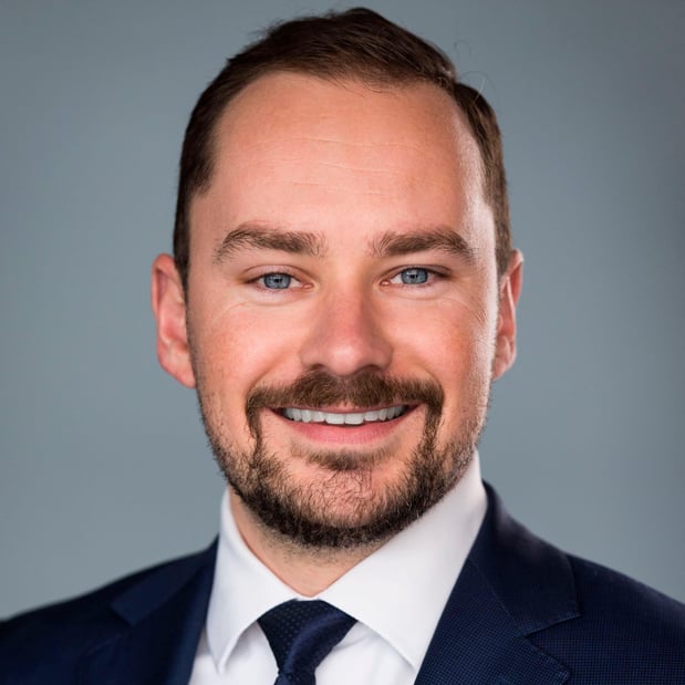 Images Edward Jones - Financial Advisor: Colin J Hennessey, CFP®