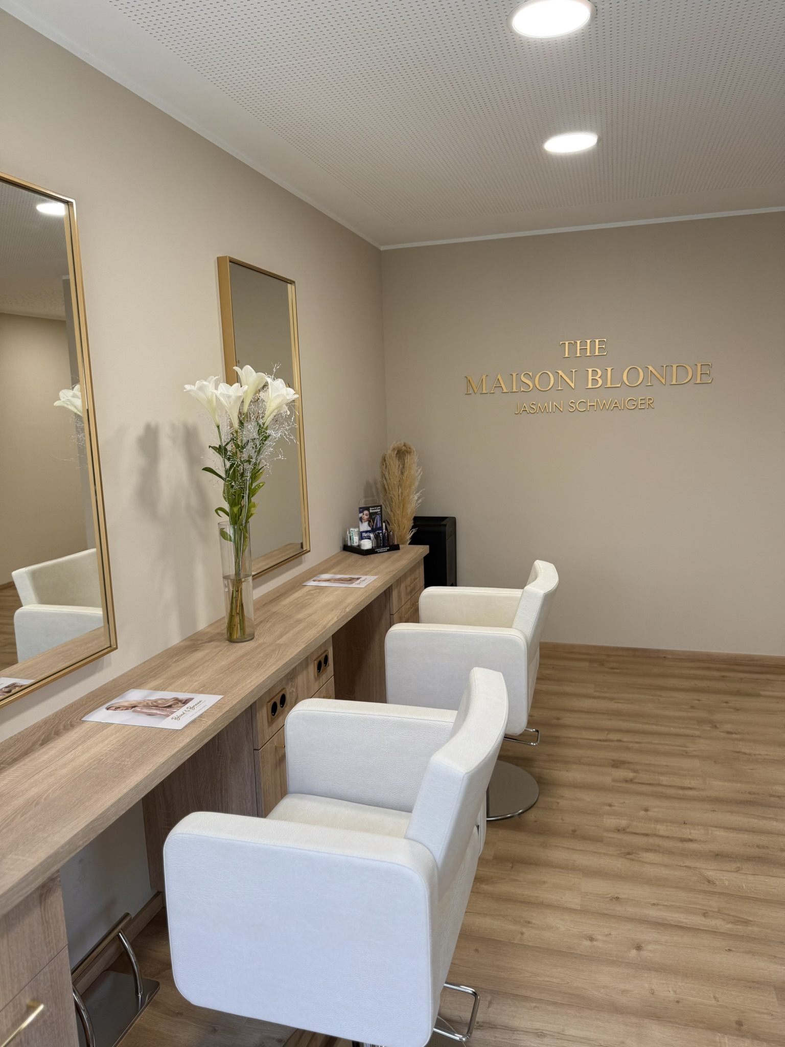 Bild 5 von the maison blonde Jasmin Schwaiger