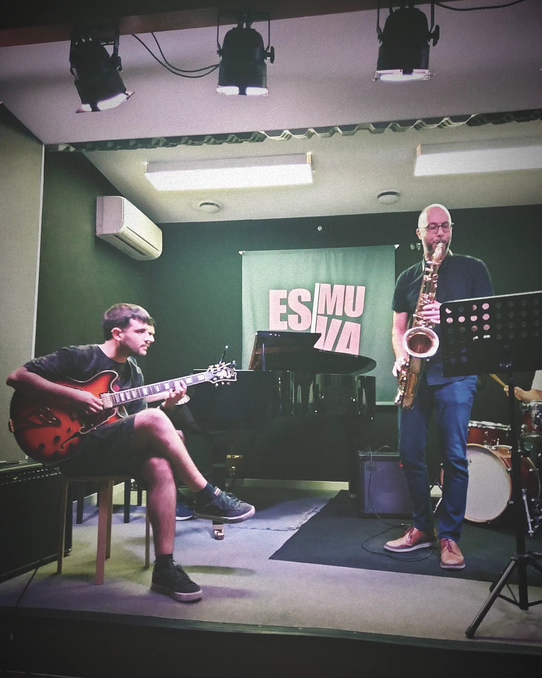 Images Esmuva: Escuela De Música