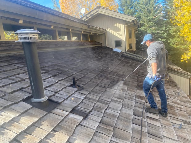 Images 208 Roof Repair