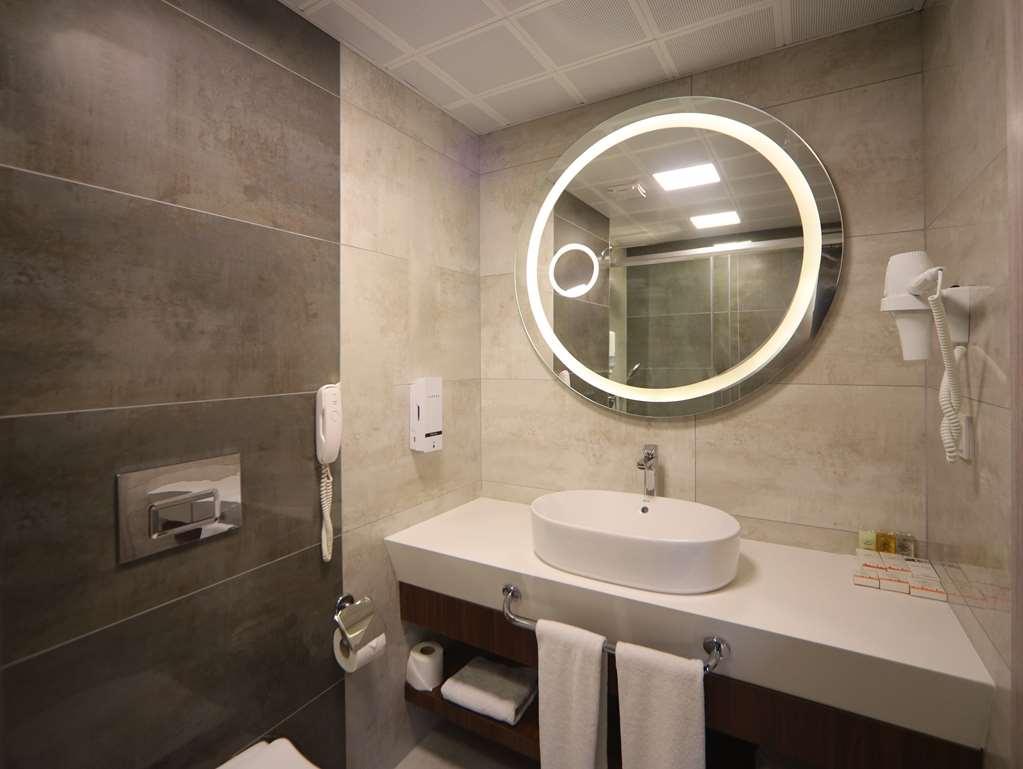 Images Best Western Plus Khan Hotel