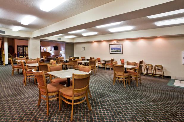 Images Holiday Inn Express & Suites Hiawassee, an IHG Hotel