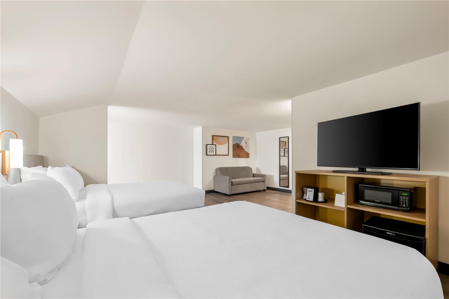Guest room 