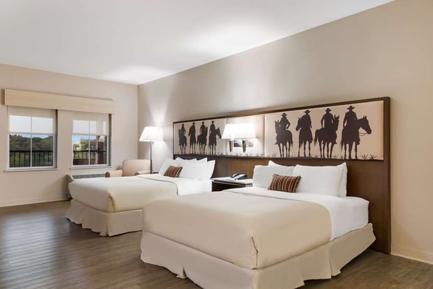 Images Best Western Bandera Suites & Saloon