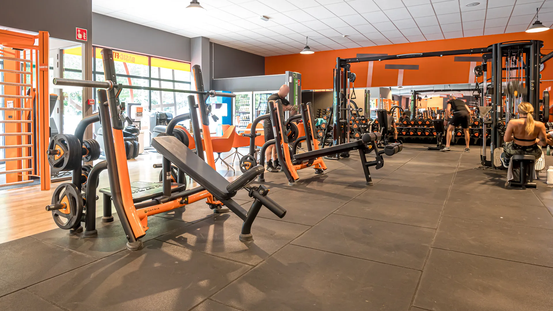 Images Basic-Fit 24/7