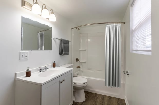 Images OIde Towne Apartments
