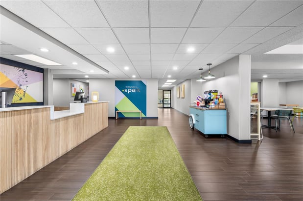 Images Spark by Hilton Green Bay