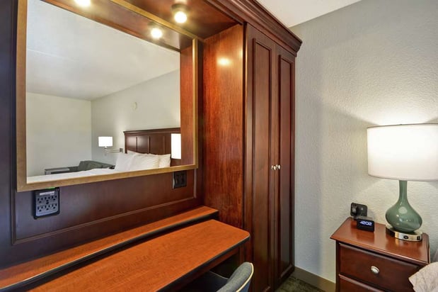 Images Hampton Inn Detroit/Madison Heights/South Troy