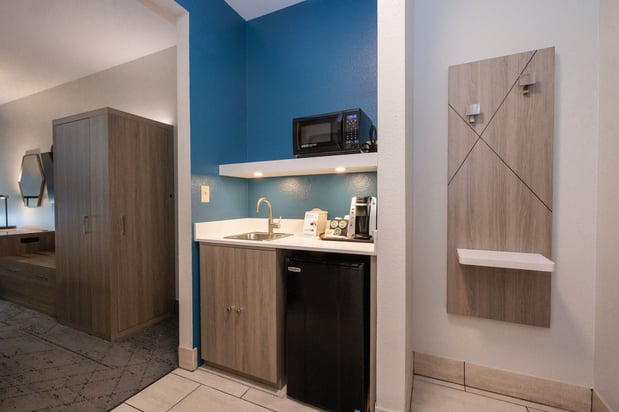 Images Holiday Inn Express & Suites Berkeley by IHG