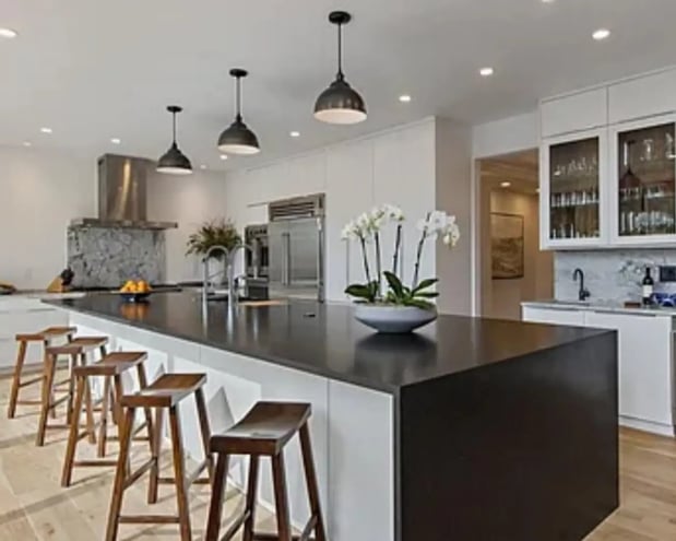 Images Saré Merrigan, Mesa Collective with Compass Real Estate
