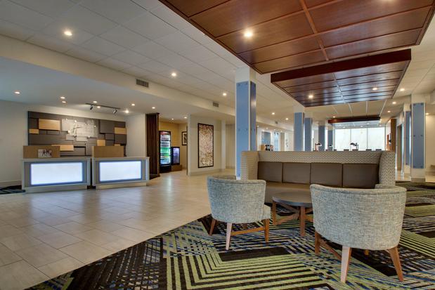 Images Holiday Inn Express & Suites Mt Sterling North by IHG