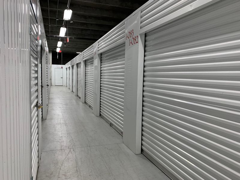 Images Life Storage - Miami