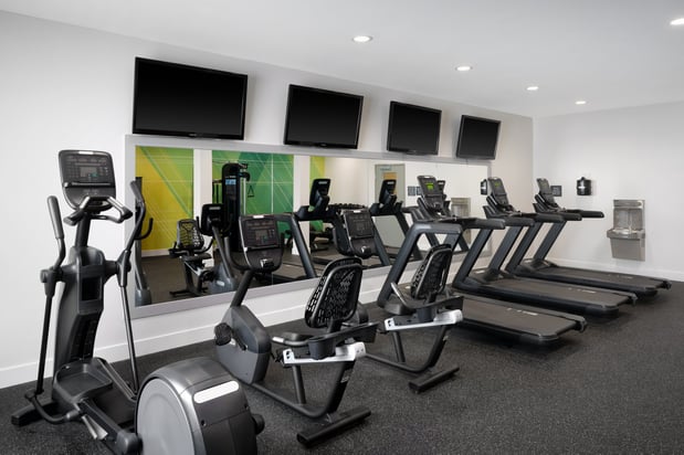 Images Holiday Inn Gonzales by IHG