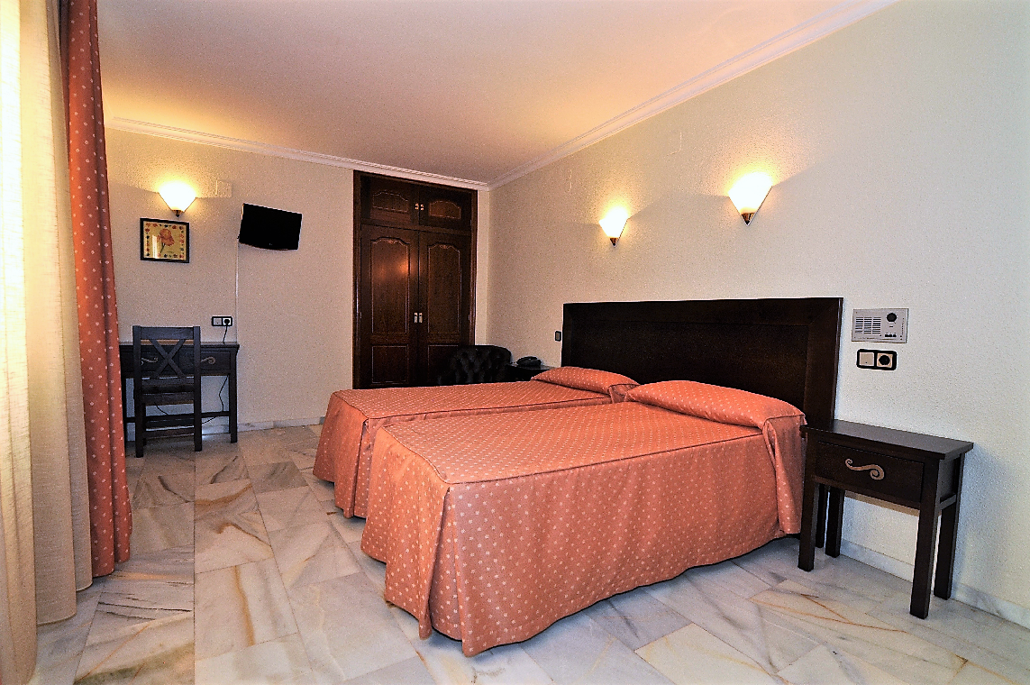 Images Hotel Averroes***