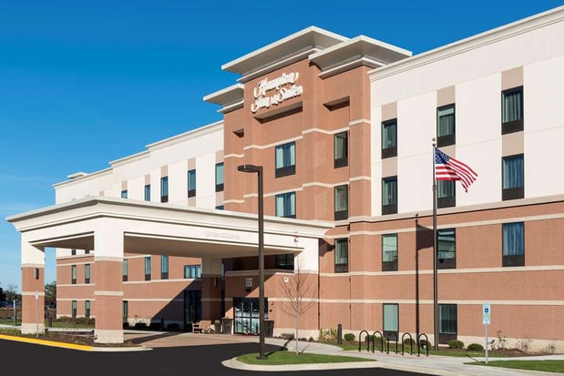 Images Hampton Inn & Suites Chicago Schaumburg