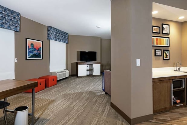 Images Hampton Inn & Suites Columbia Killian Road