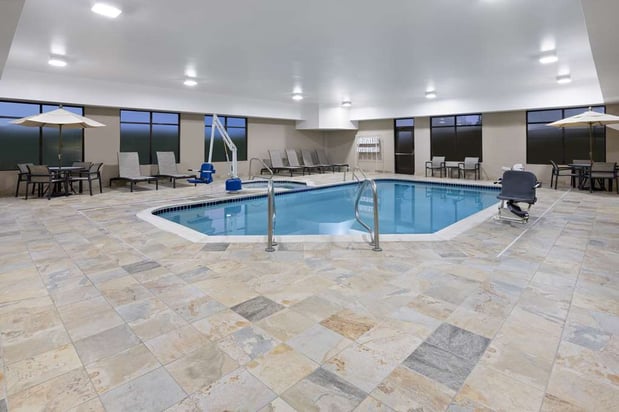 Images Hampton Inn Cleveland Airport-Tiedeman Rd