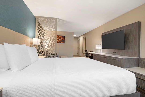 Images Best Western Plus Temecula Wine Country Hotel & Suites