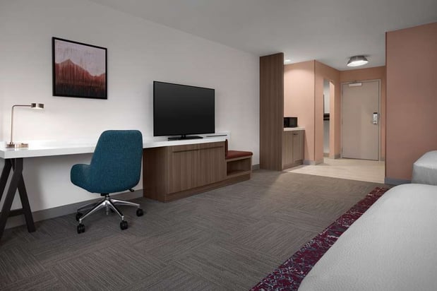 Images Hilton Garden Inn Denver Airport Tower Road