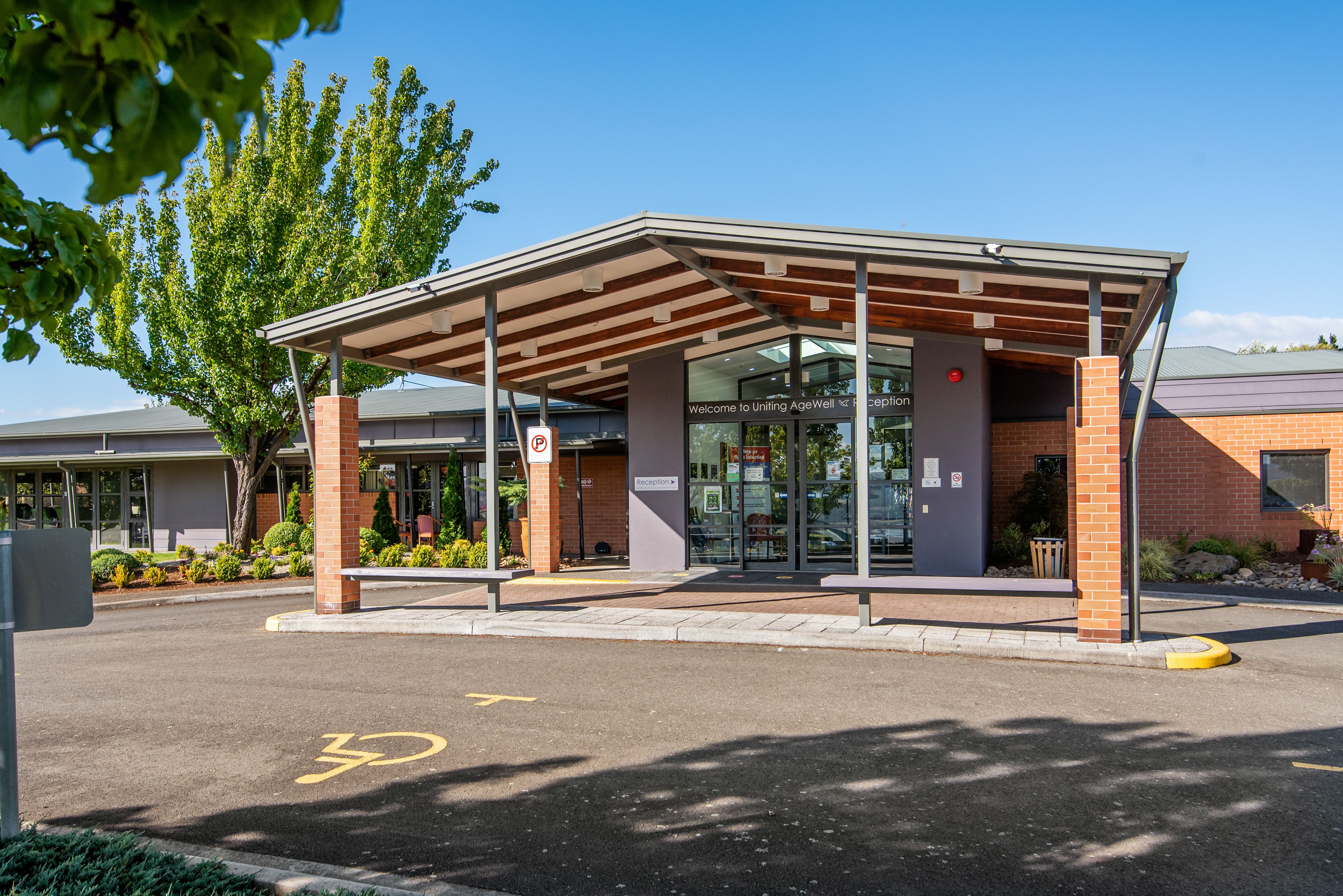 Images Uniting AgeWell Newnham Community, Aldersgate Village