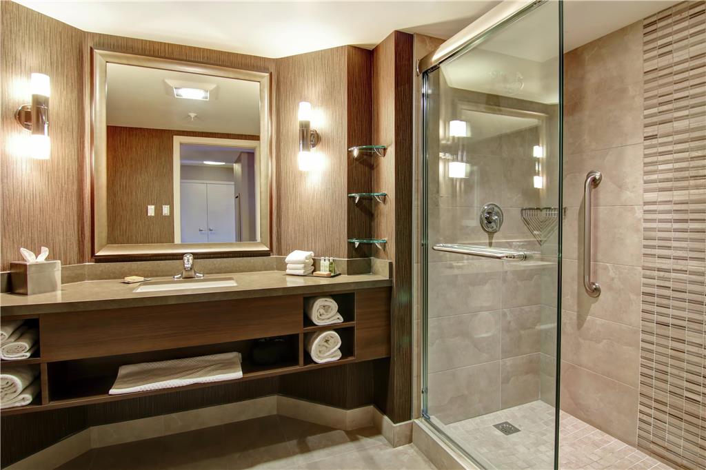 Images DoubleTree by Hilton Hotel West Edmonton