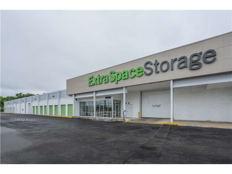 Alternate Beauty Image - Extra Space Storage at 854 W South Blvd, Montgomery, AL 36105