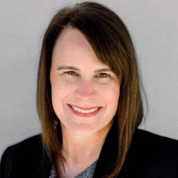 Images Edward Jones - Financial Advisor: Tracy E Spinaio