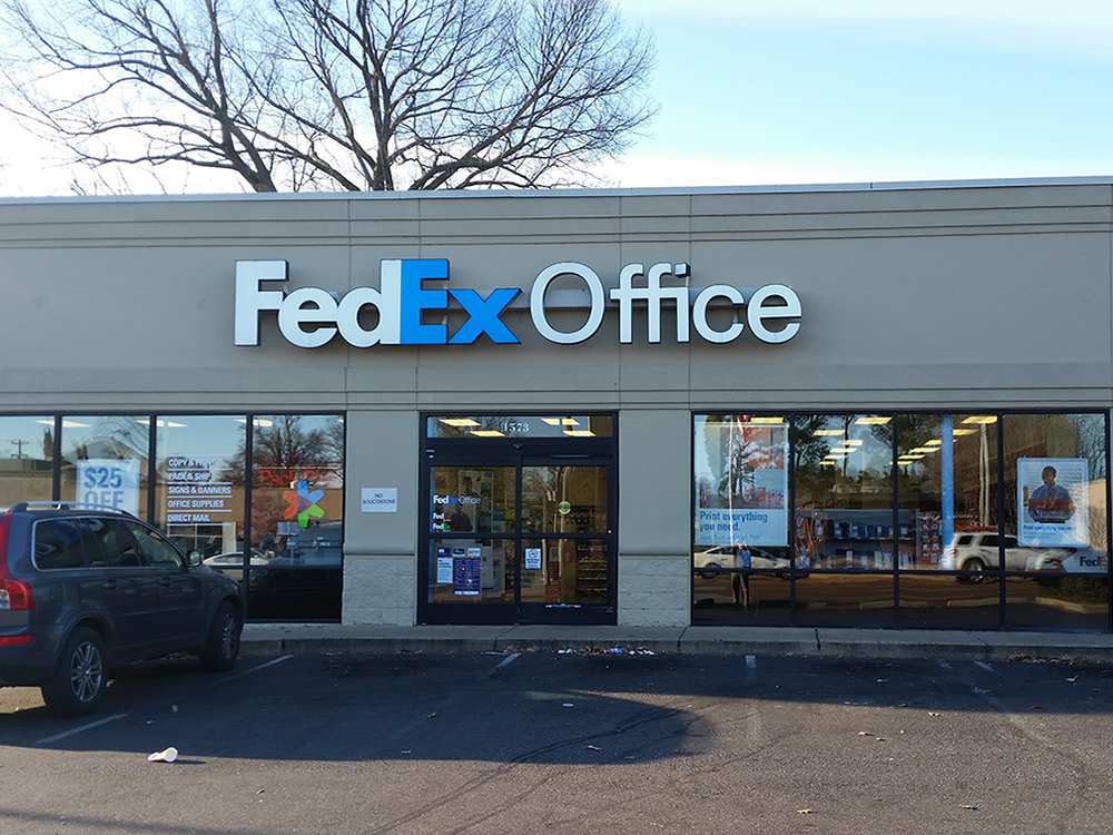 Exterior photo of FedEx Office location at 1573 Union Ave\t Print quickly and easily in the self-service area at the FedEx Office location 1573 Union Ave from email, USB, or the cloud\t FedEx Office Print & Go near 1573 Union Ave\t Shipping boxes and packing services available at FedEx Office 1573 Union Ave\t Get banners, signs, posters and prints at FedEx Office 1573 Union Ave\t Full service printing and packing at FedEx Office 1573 Union Ave\t Drop off FedEx packages near 1573 Union Ave\t FedEx shipping near 1573 Union Ave