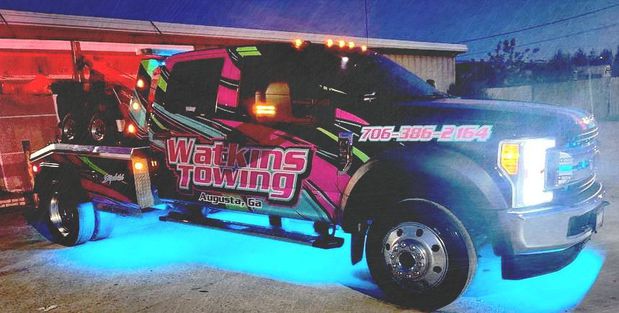 Images WATKINS TOWING