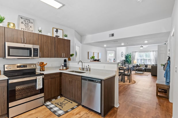 Images University Club Apartments