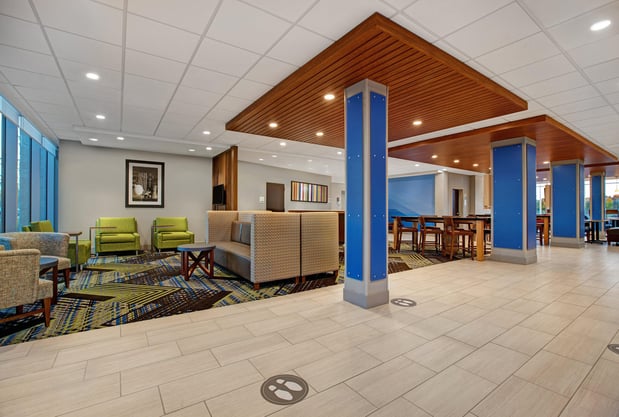 Images Holiday Inn Express & Suites Milwaukee - Brookfield by IHG