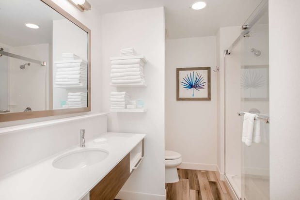 Images Hampton Inn & Suites Panama City Beach-Beachfront