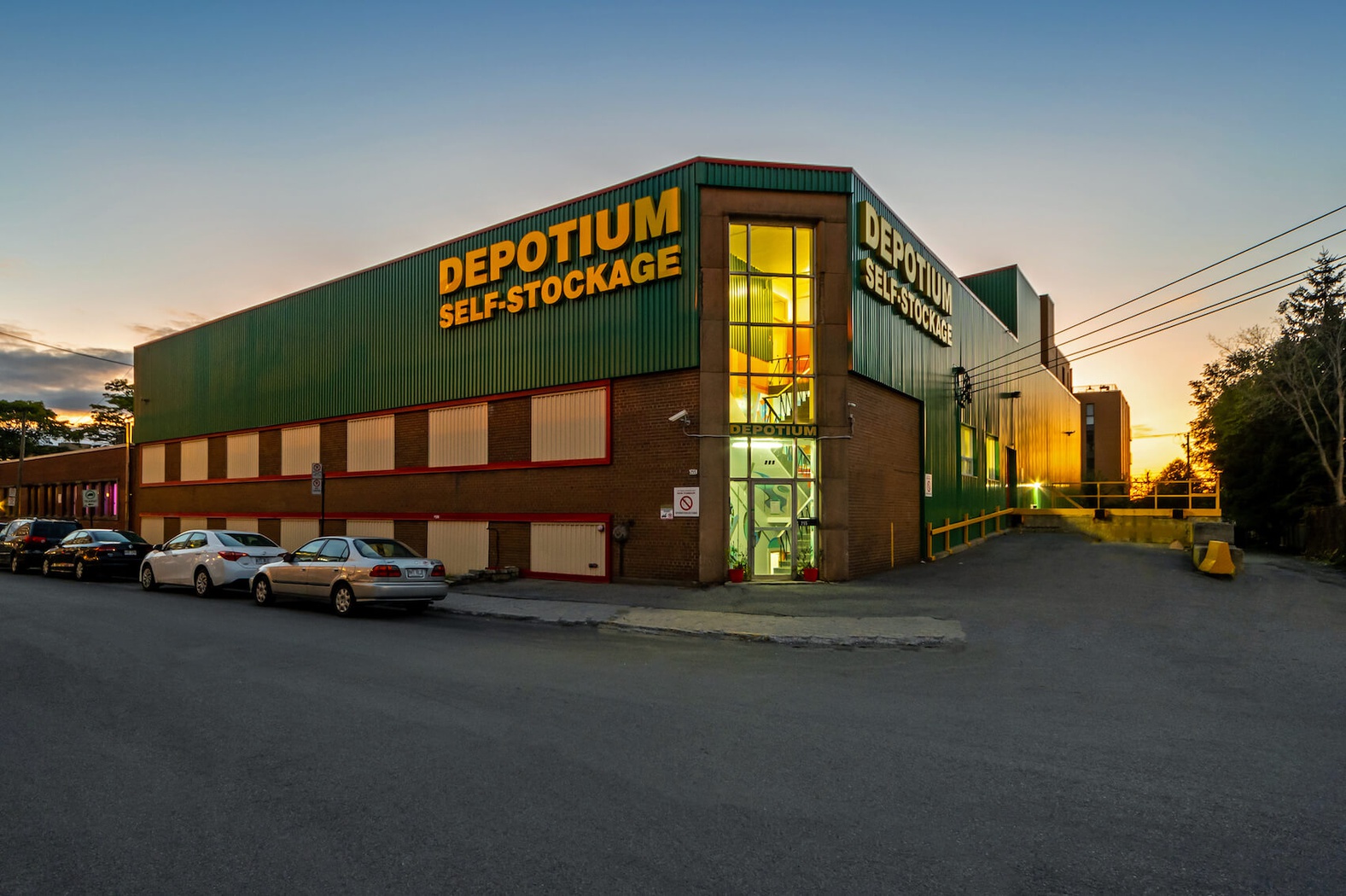 Depotium Mini Entrepôt - Parc-Extension Montréal (514)700-2282