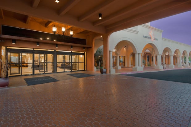 Images Crowne Plaza Albuquerque by IHG