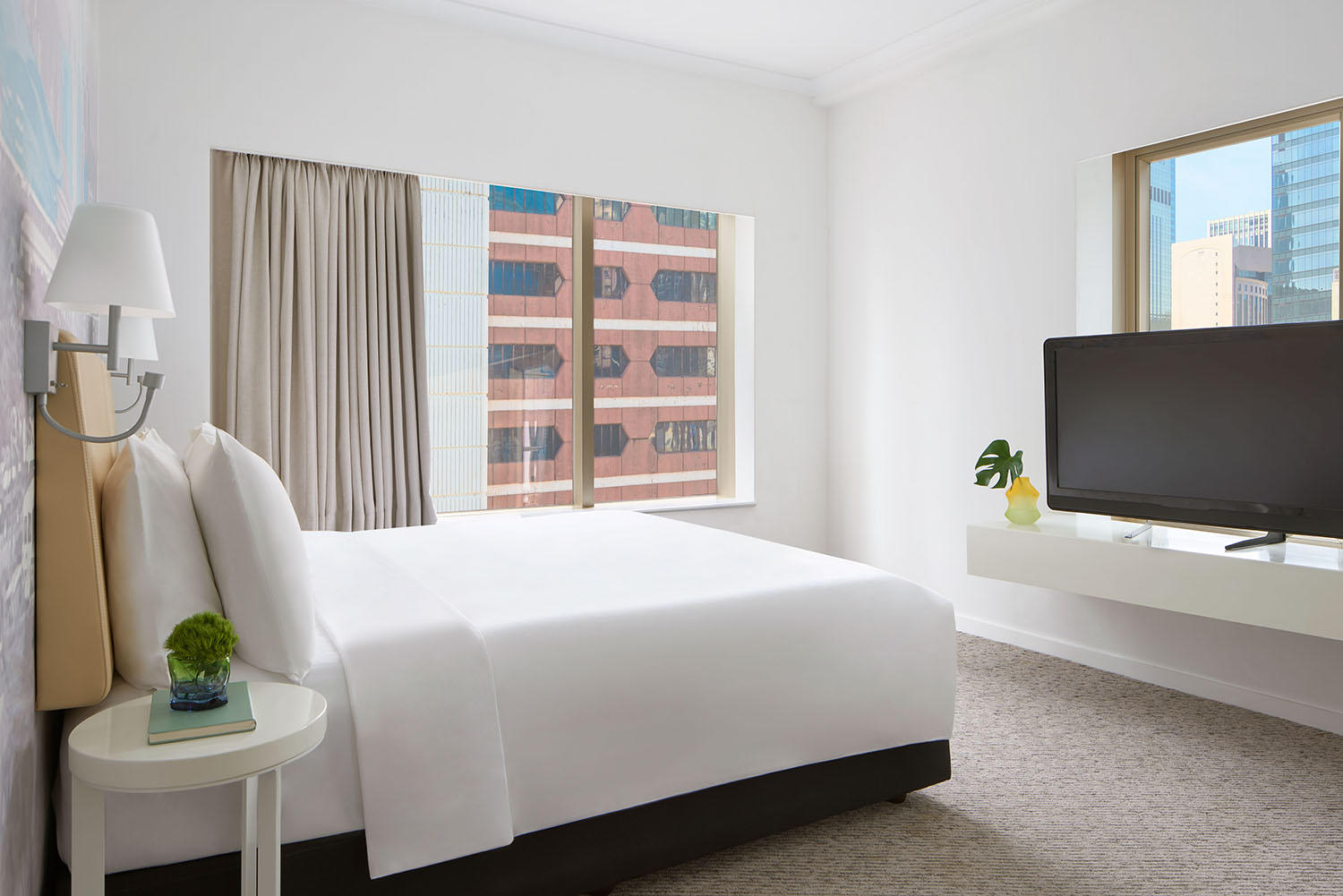 Images Ying'nFlo, Wesley Admiralty, Hong Kong