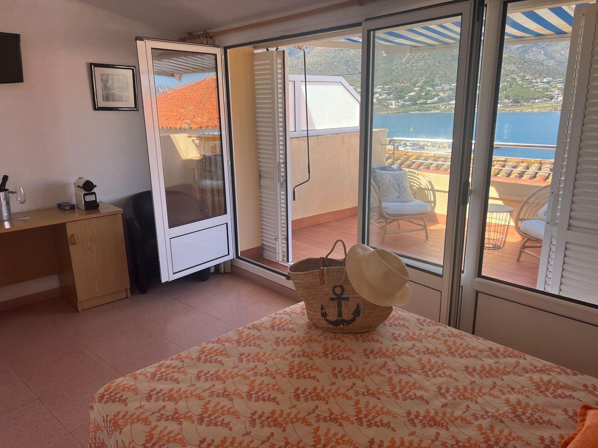 Images Hostal Sol i Sombra
