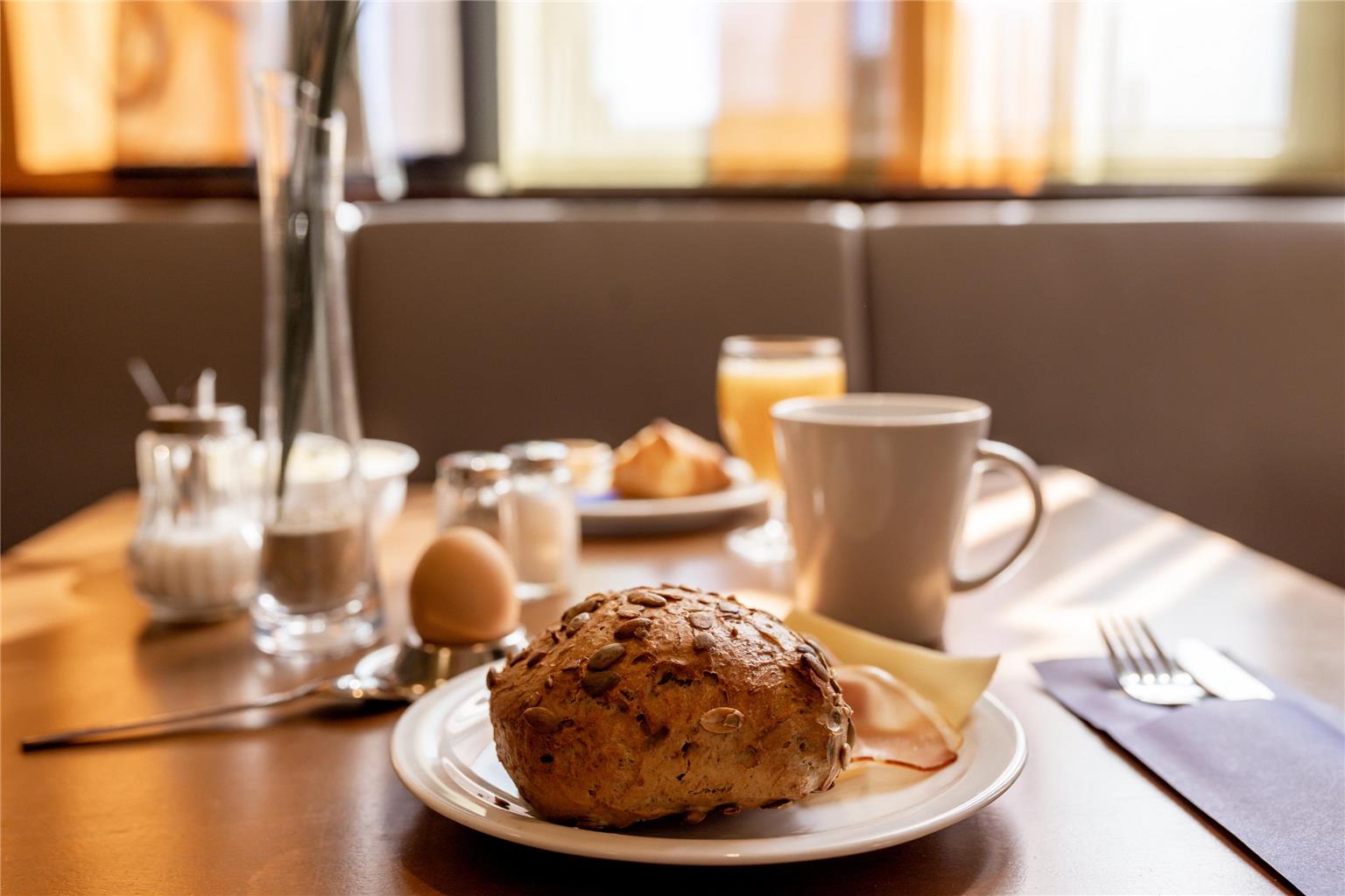 Best Western Hotel Ambassador, Friedrich-Ebert-Allee 1 in Kassel-Baunatal