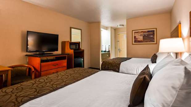 Images Best Western Plus Twin View Inn & Suites